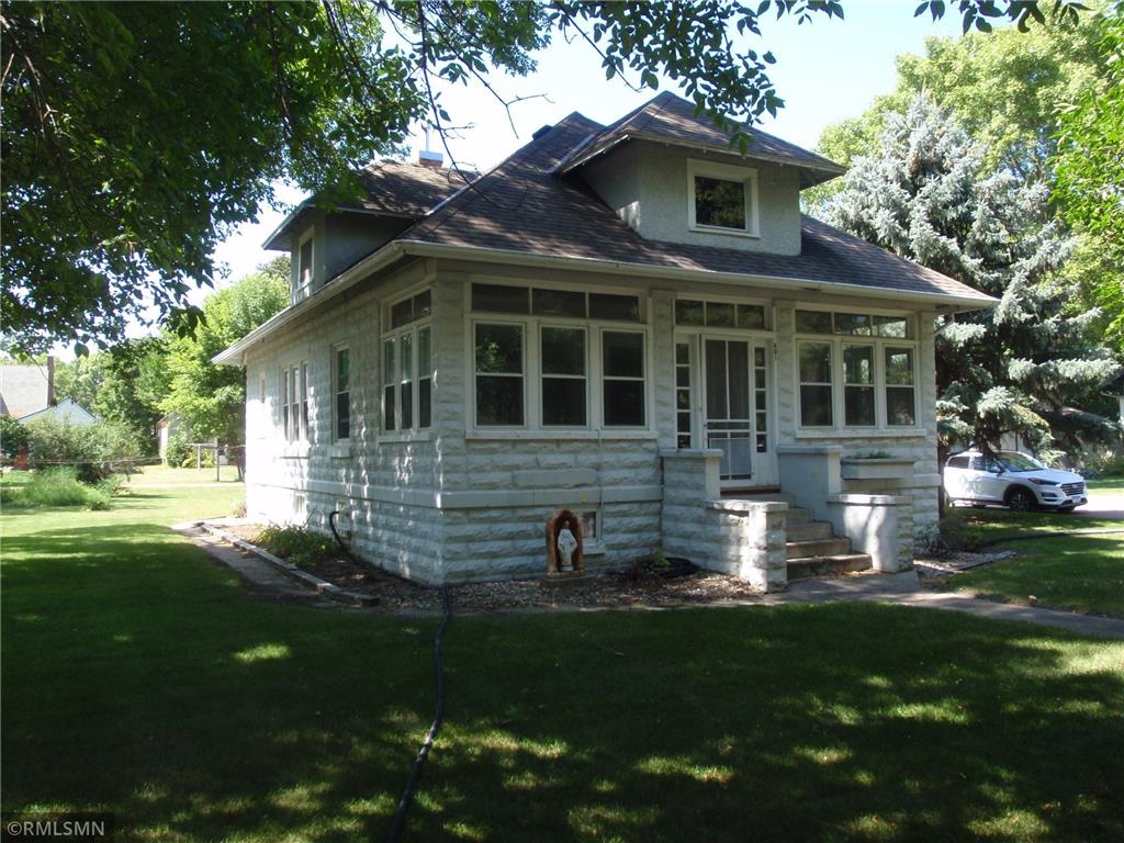 601 1st Street SE Fairfax MN 55332 6425299 image1