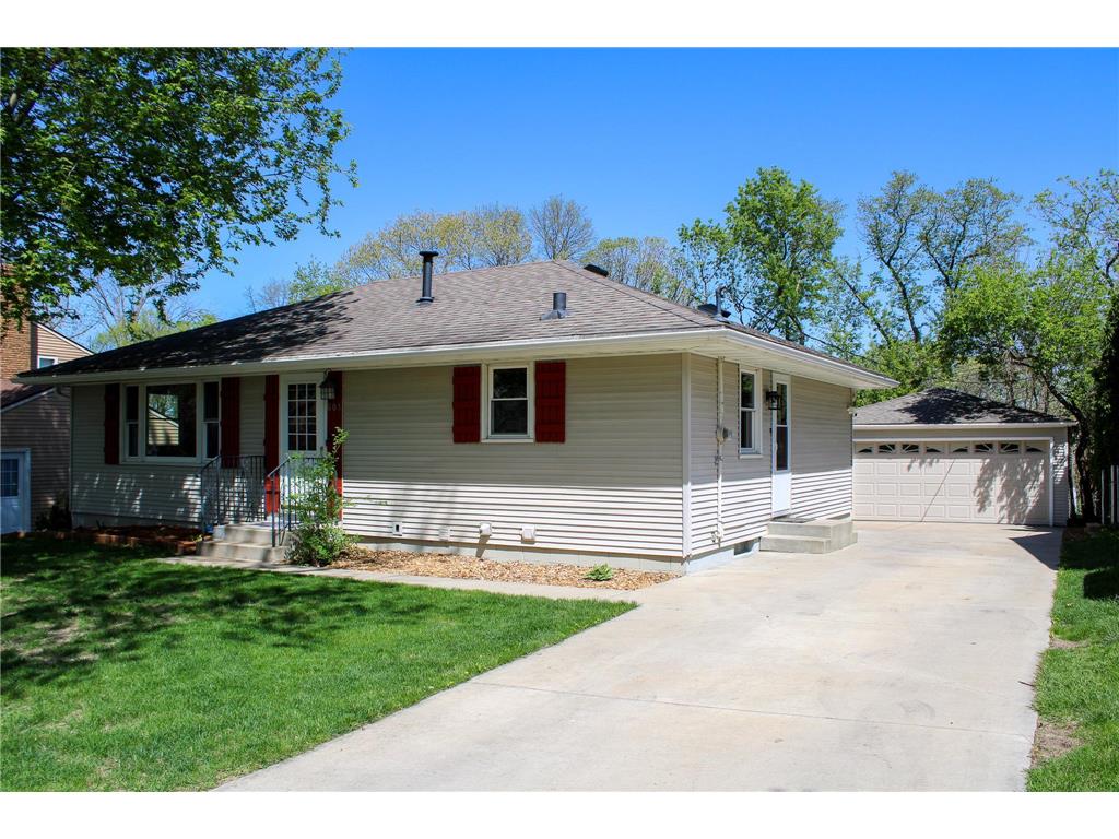 601 22nd Street NE Rochester MN 55906 6706074 image1