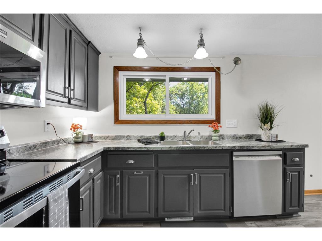 601 25th Avenue SW Willmar MN 56201 7110175 image2