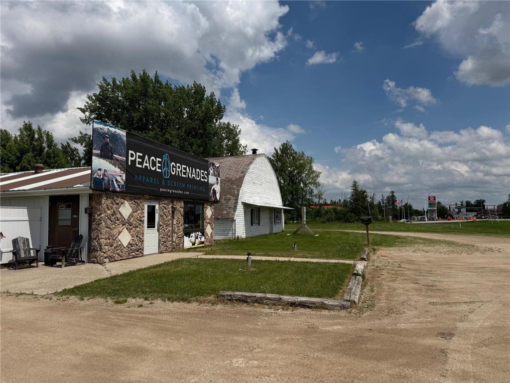 601 3rd Street NW Roseau MN 56751 7090176 image1