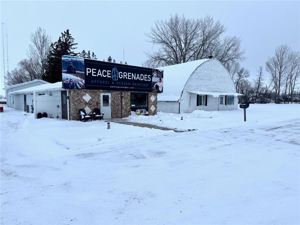 601 3rd Street NW Roseau MN 56751 7090176 image11