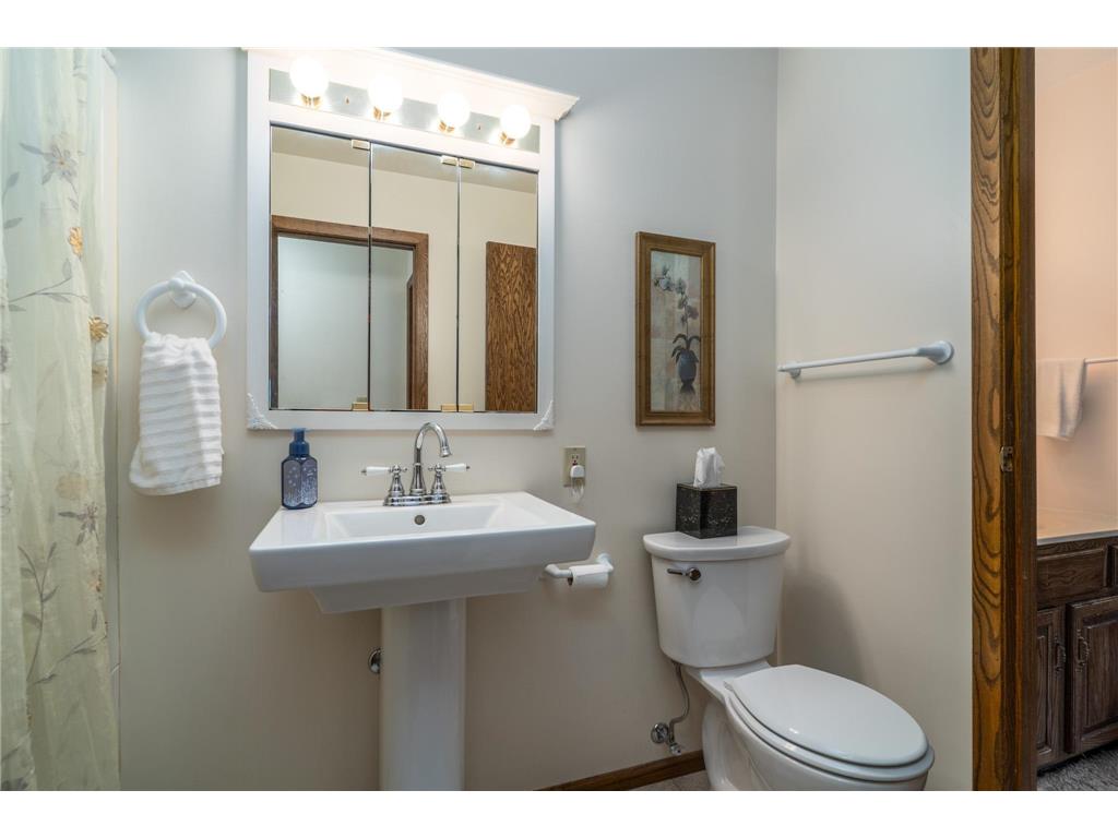 601 4th Avenue NE #16 Crookston MN 56716 7089587 image11