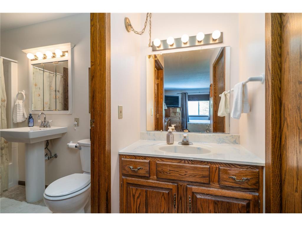 601 4th Avenue NE #16 Crookston MN 56716 7089587 image16