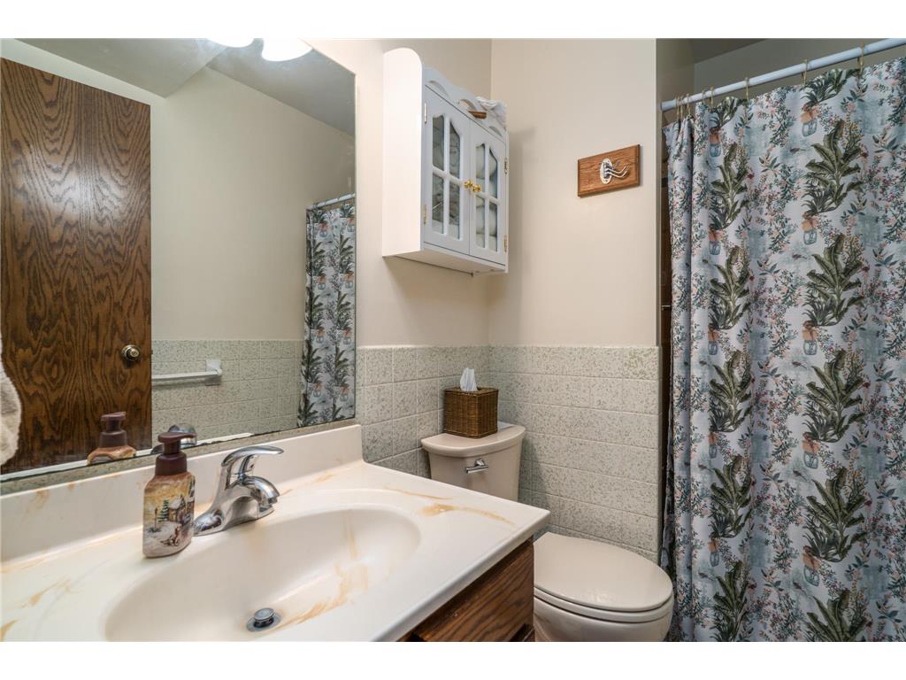 601 4th Avenue NE #16 Crookston MN 56716 7089587 image20