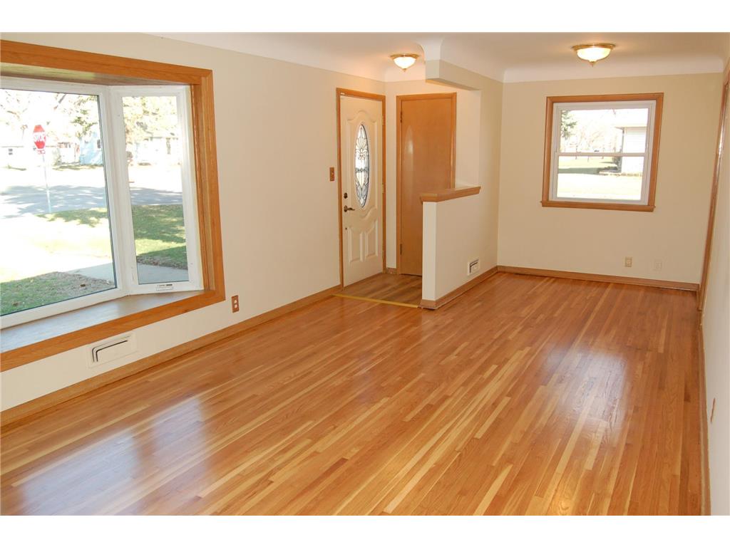601 5th Avenue S Hopkins MN 55343 7064979 image2