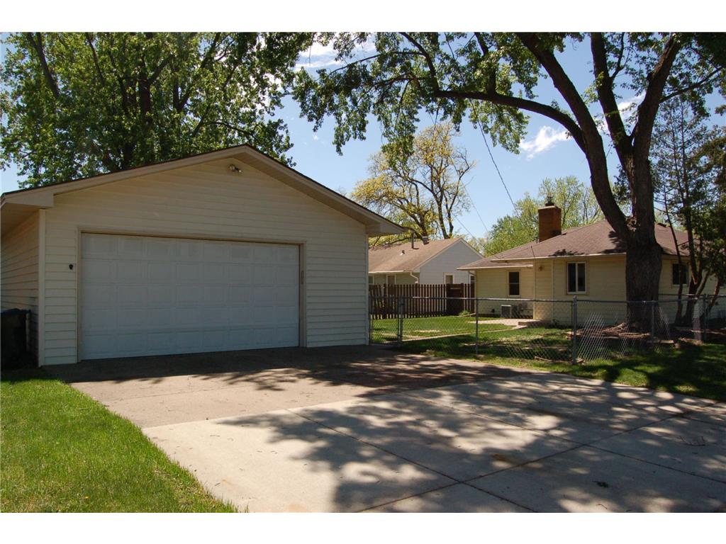 601 5th Avenue S Hopkins MN 55343 7064979 image20