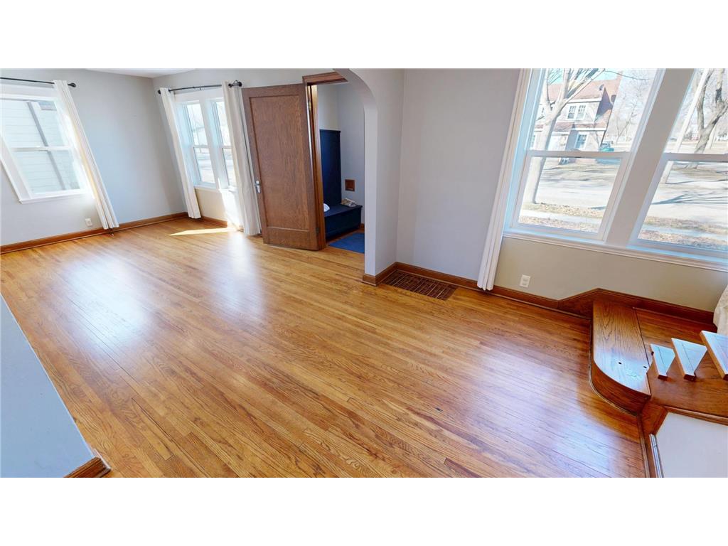 601 7th Street SW Willmar MN 56201 7036422 image10