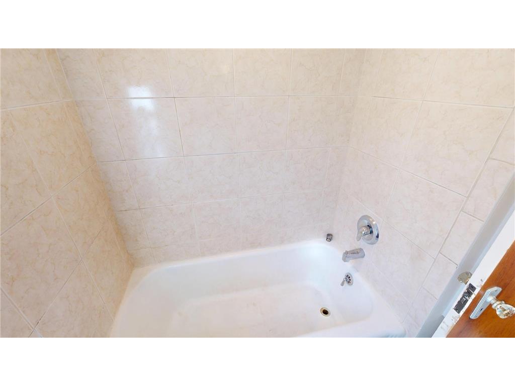 601 7th Street SW Willmar MN 56201 7036422 image19