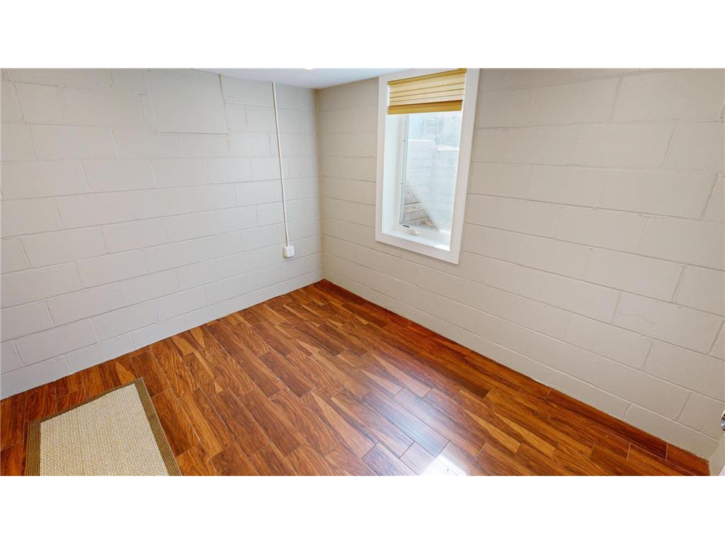 601 7th Street SW Willmar MN 56201 7036422 image24
