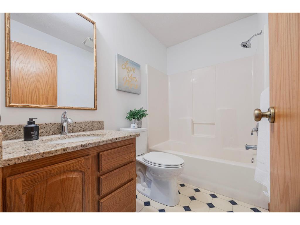 601 Annapolis Street E Saint Paul MN 55118 7095034 image17