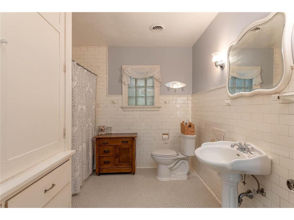 601 Baker Avenue Mankato MN 56001 7064111 image29