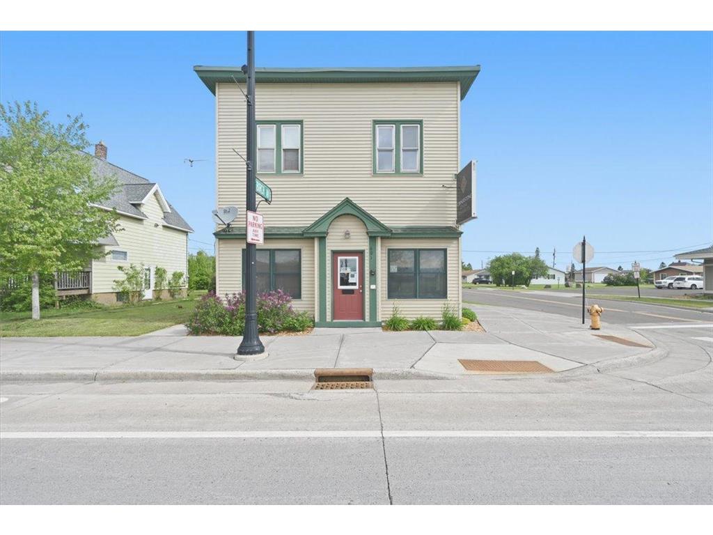 601 Belknap Street Superior WI 54880 7093830 image1