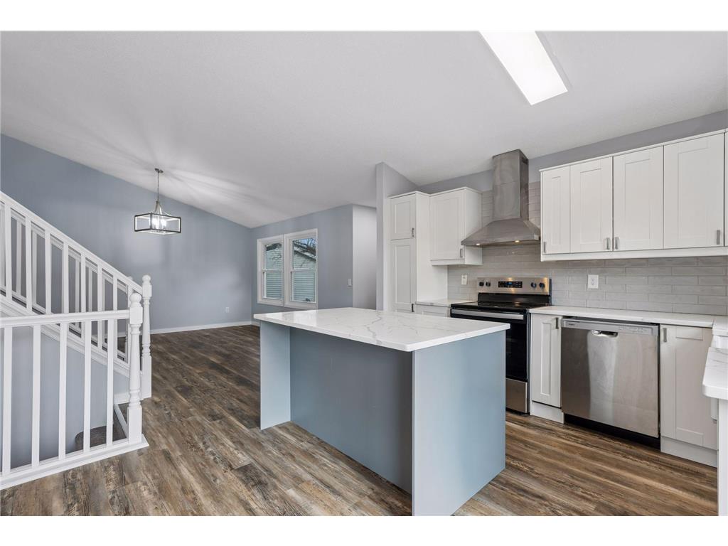 601 Cedar Street SW Isanti MN 55040 7053293 image17