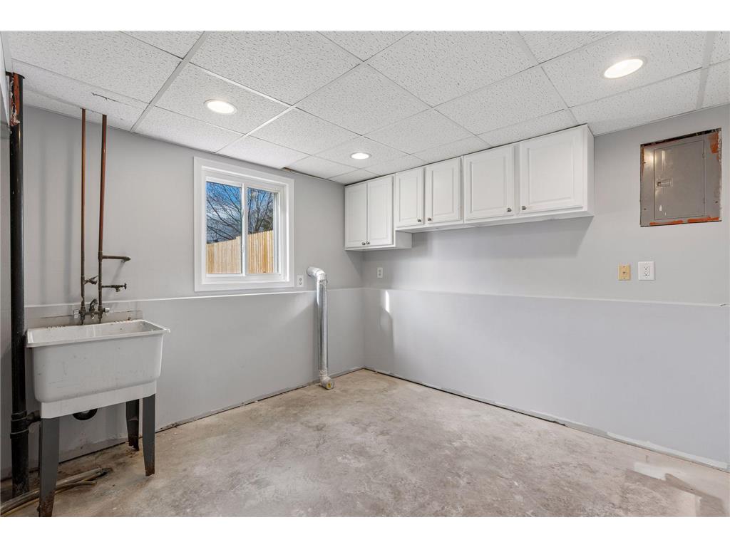 601 Cedar Street SW Isanti MN 55040 7053293 image28