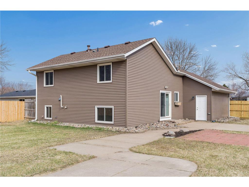 601 Cedar Street SW Isanti MN 55040 7053293 image44