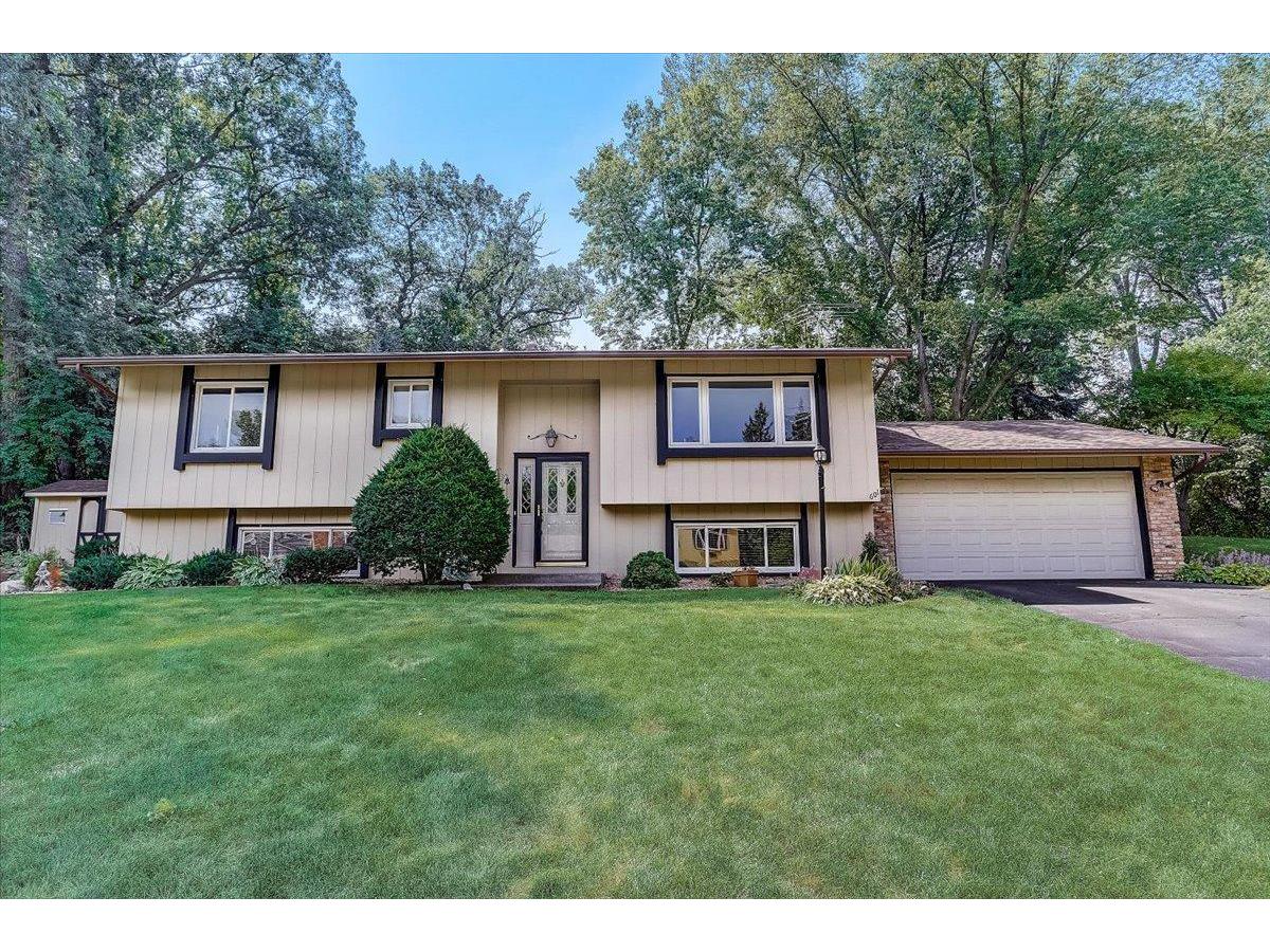 601 Chateau Circle, Burnsville, MN, 55337 MLS 5767977 Edina Realty