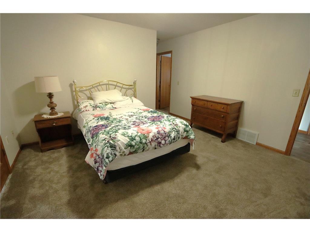 601 Cottonwood Avenue N Litchfield MN 55355 7044342 image16