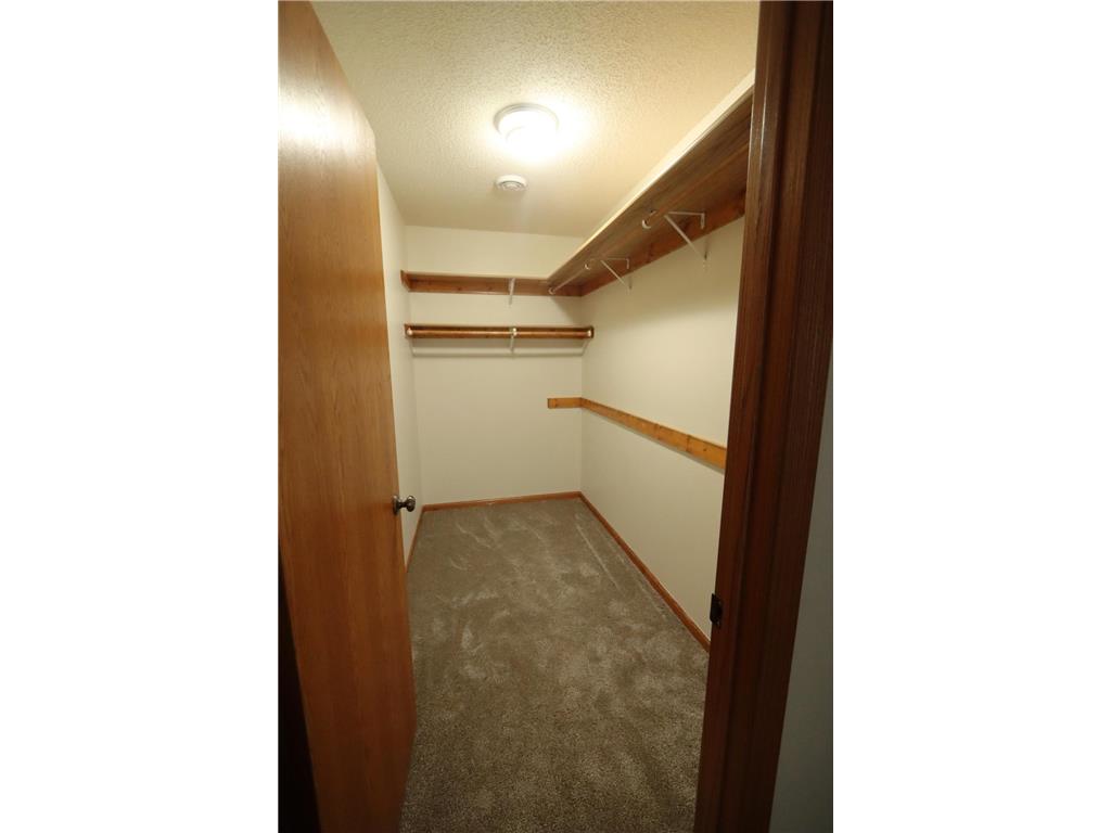 601 Cottonwood Avenue N Litchfield MN 55355 7044342 image17