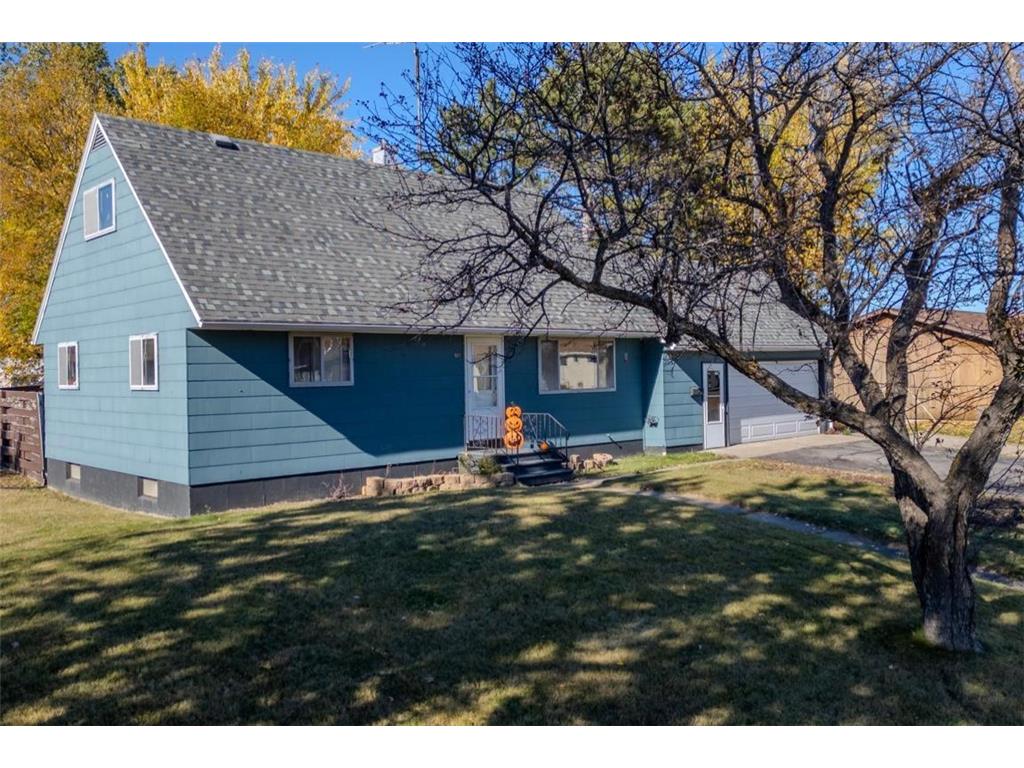 601 Dorchester Drive Hoyt Lakes MN 55750 6618507 image1