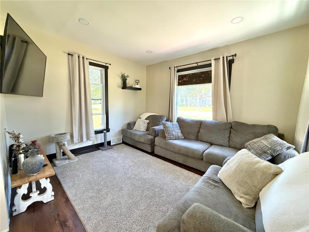 601 E Depue Avenue Olivia MN 56277 7093570 image15