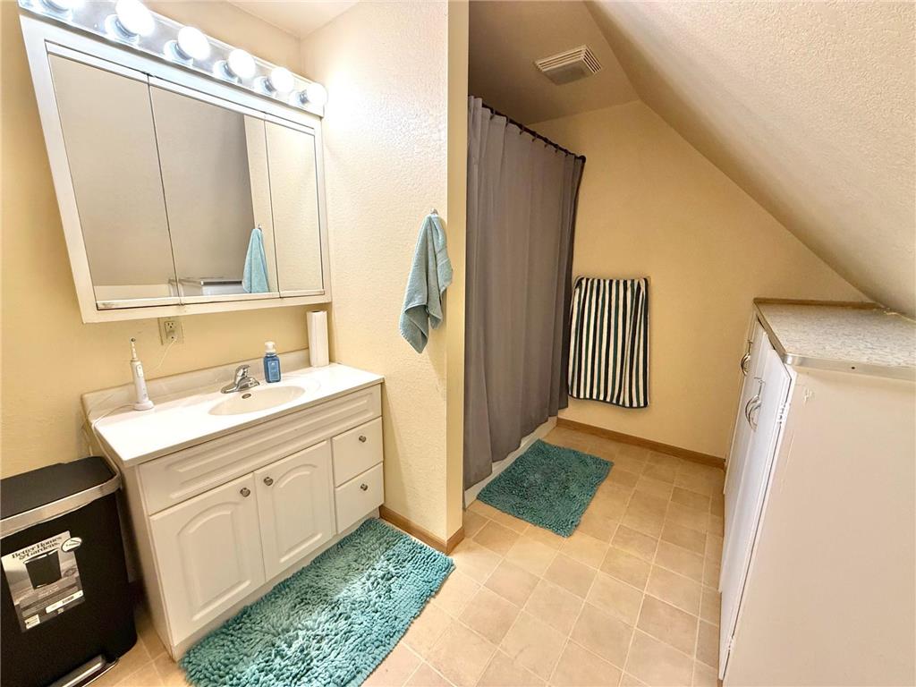 601 E Depue Avenue Olivia MN 56277 7093570 image24