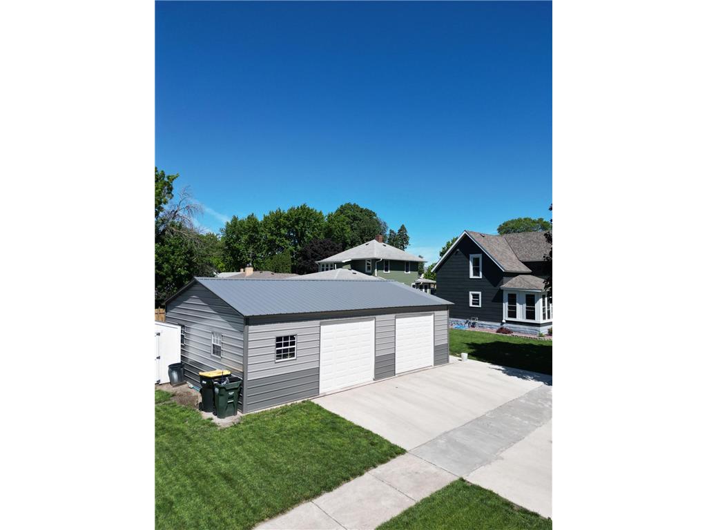 601 E Depue Avenue Olivia MN 56277 7093570 image32