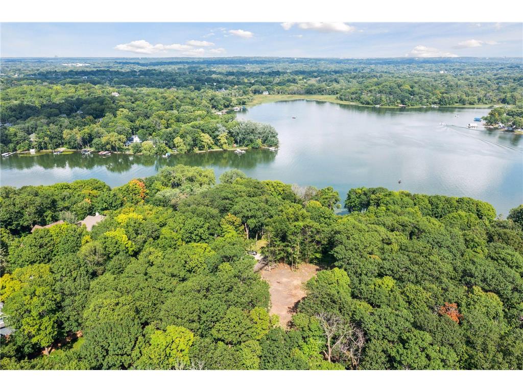 601 Fox Hill Drive Chanhassen MN 55317 - Lotus Lake 6778704 image7