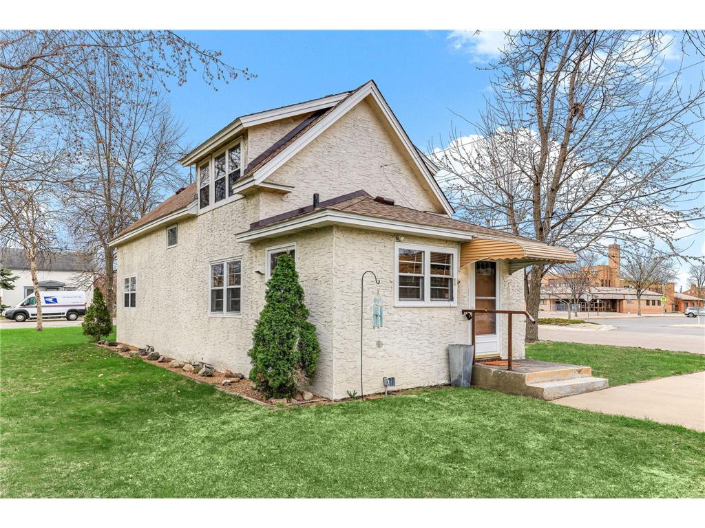 601 Jackson Street Anoka MN 55303 6719833 image1