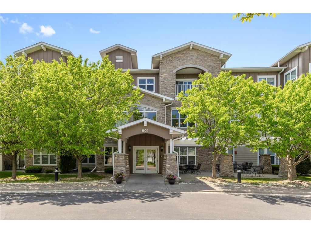 601 Levander Way #208 South Saint Paul MN 55075 6721804 image1