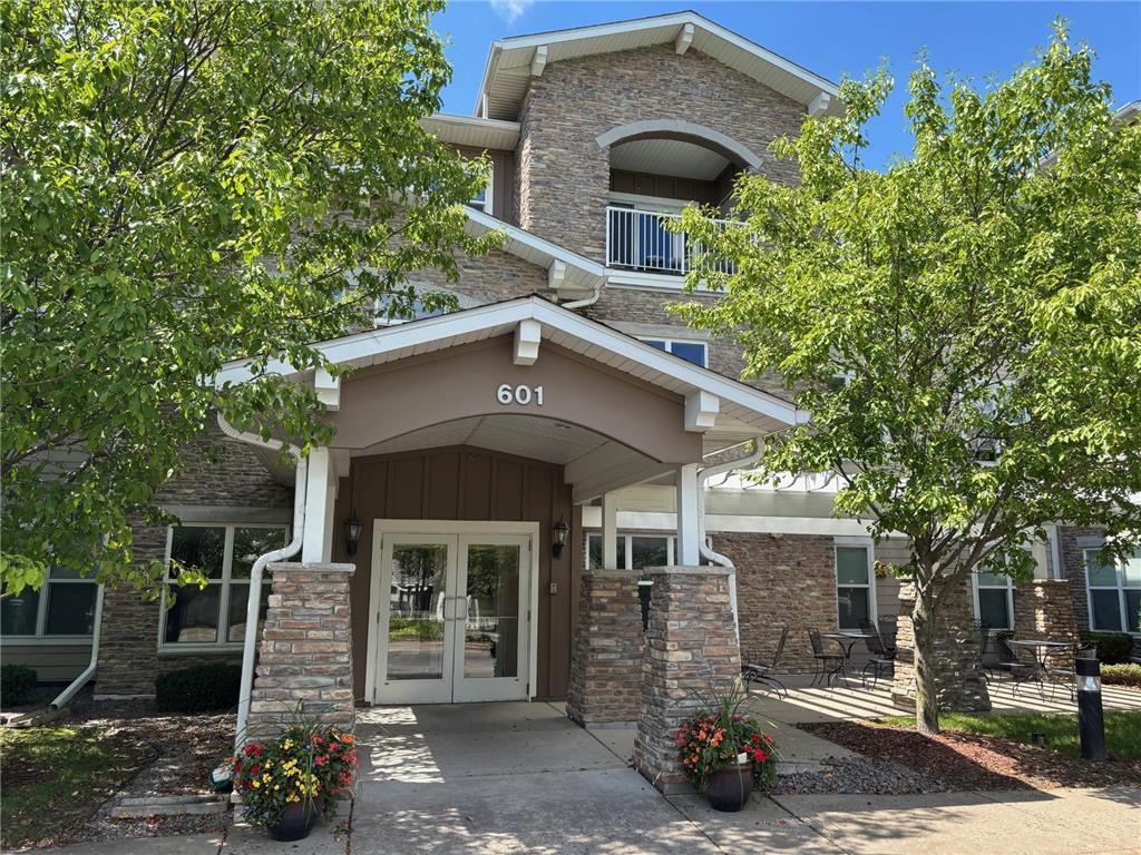 601 Levander Way #309 South Saint Paul MN 55075 6765743 image1