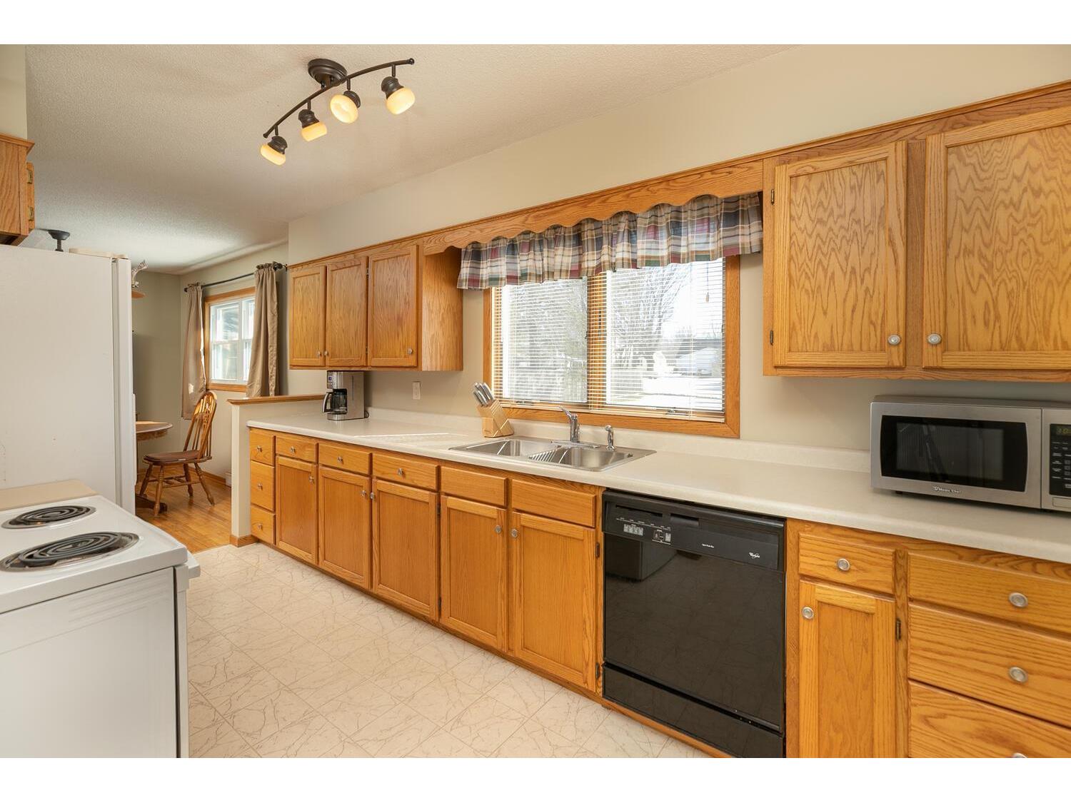 601 Lyndale Avenue Spring Valley MN 55975 5728191 image1
