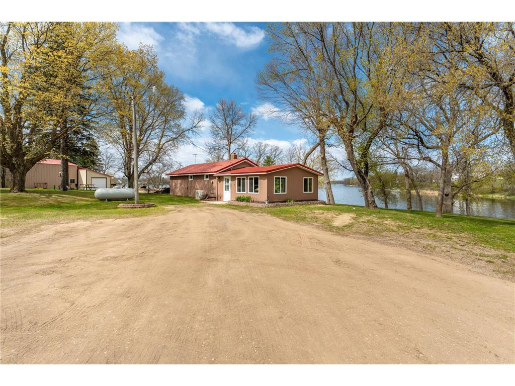 601 Main Street N Underwood MN 56586 - Bass Lake 7071496 image1