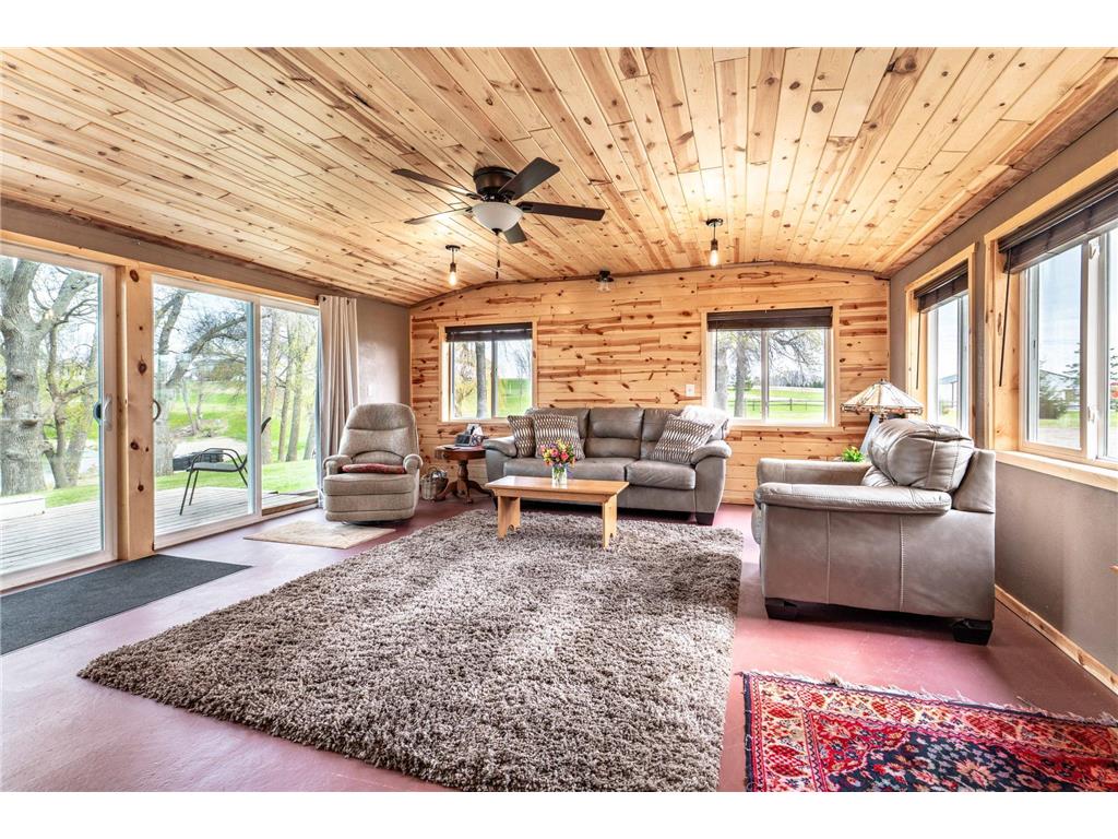 601 Main Street N Underwood MN 56586 - Bass Lake 7071496 image6