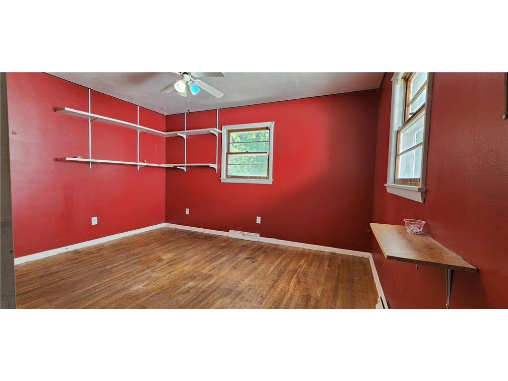 601 N Bruce Street Marshall MN 56258 7107376 image14