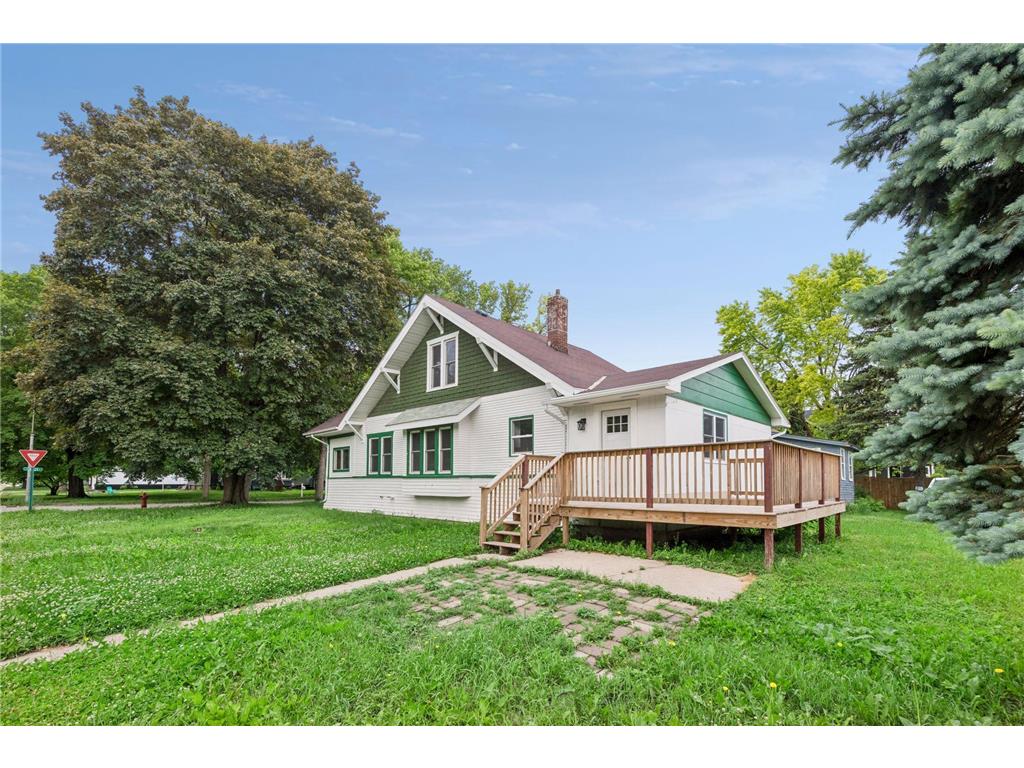 601 N Carver Street Winthrop MN 55396 7068973 image1