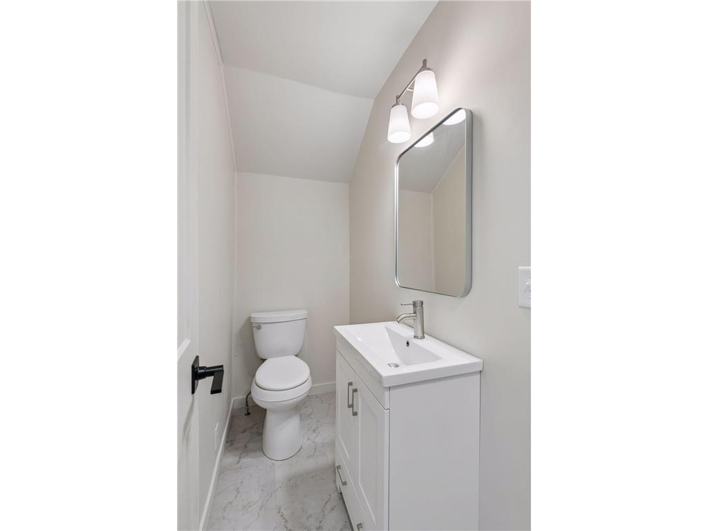 601 N Carver Street Winthrop MN 55396 7068973 image12