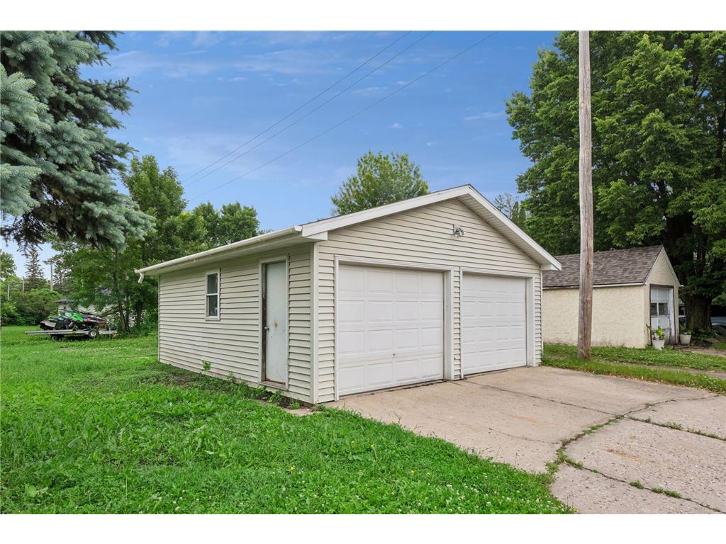 601 N Carver Street Winthrop MN 55396 7068973 image15