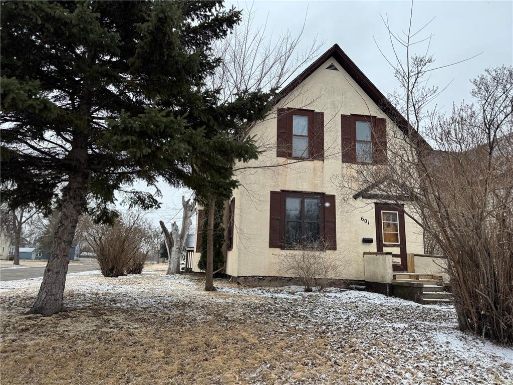 601 Pleasant Avenue Crookston MN 56716 6696337 image1
