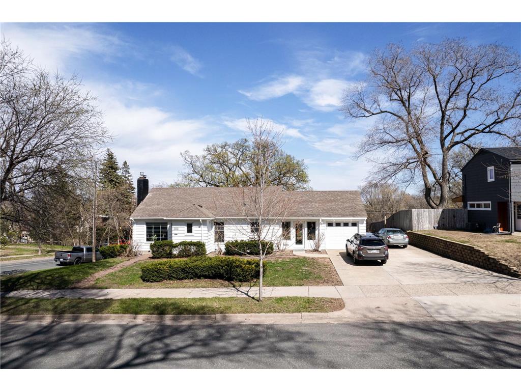 601 Queen Avenue S Minneapolis MN 55405 6695671 image1