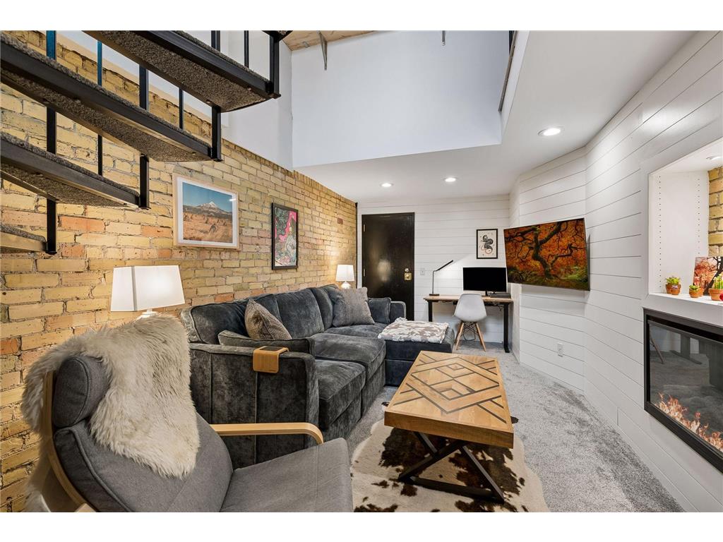 601 S 9th Street #1 Minneapolis MN 55404 7081396 image12