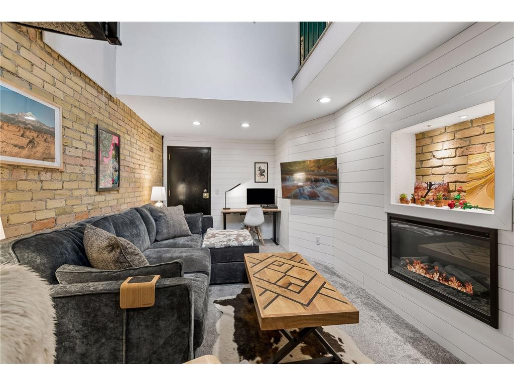 601 S 9th Street #1 Minneapolis MN 55404 7081396 image13