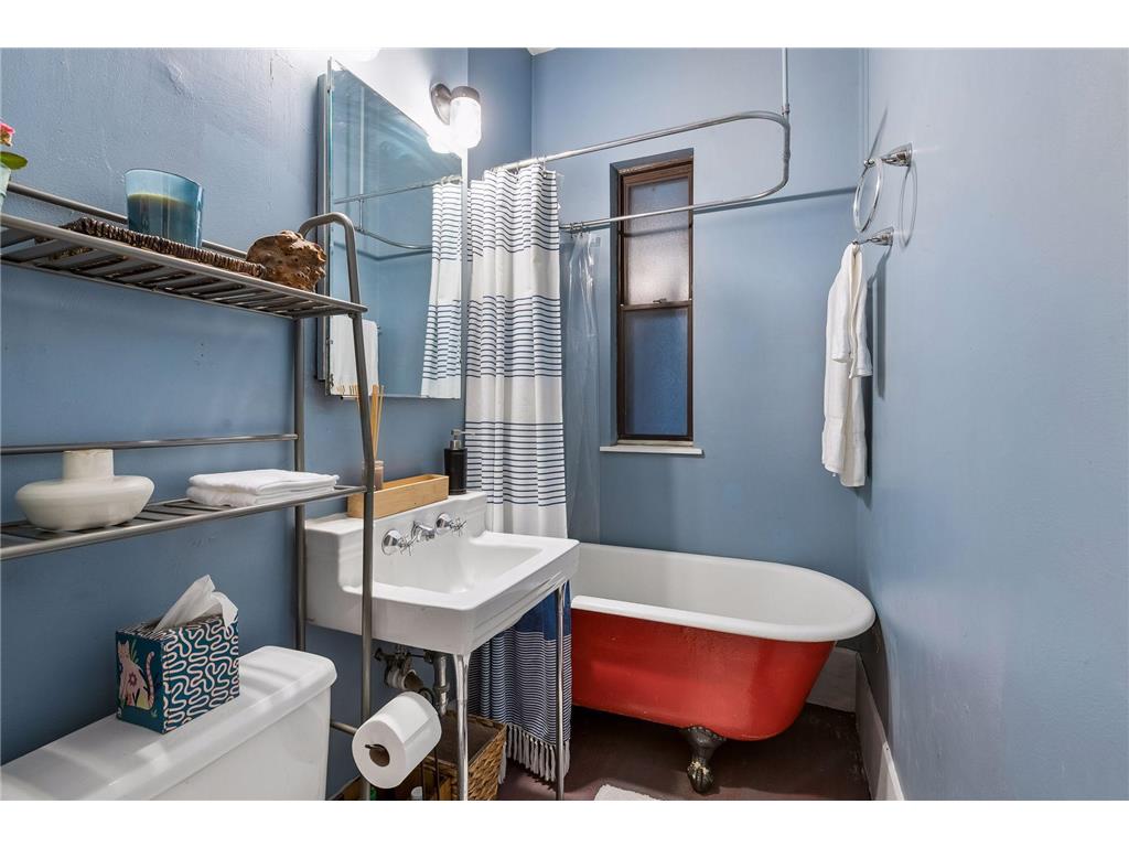 601 S 9th Street #1 Minneapolis MN 55404 7081396 image16