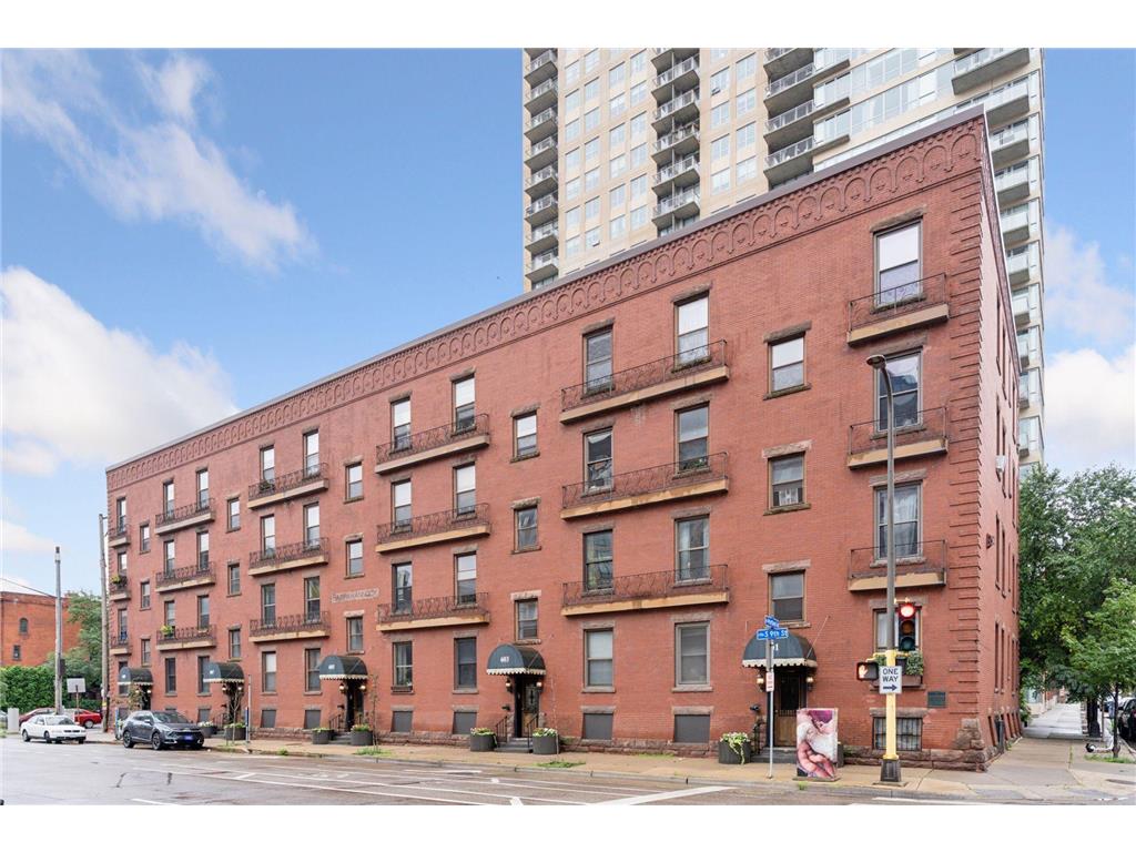 601 S 9th Street #3 Minneapolis MN 55404 6771372 image1