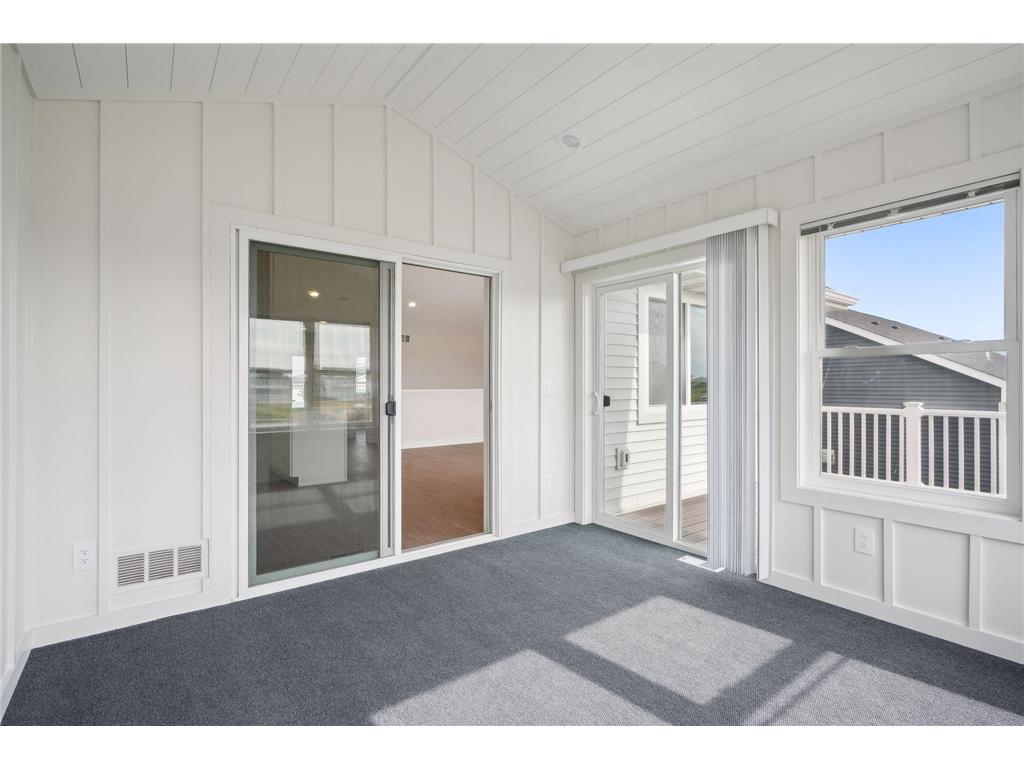 601 S Division Street Roberts WI 54023 6814270 image11