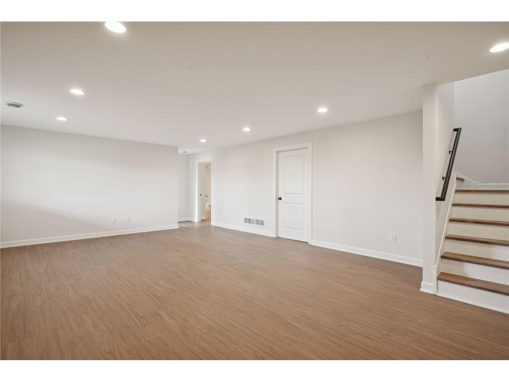 601 S Division Street Roberts WI 54023 6814270 image22