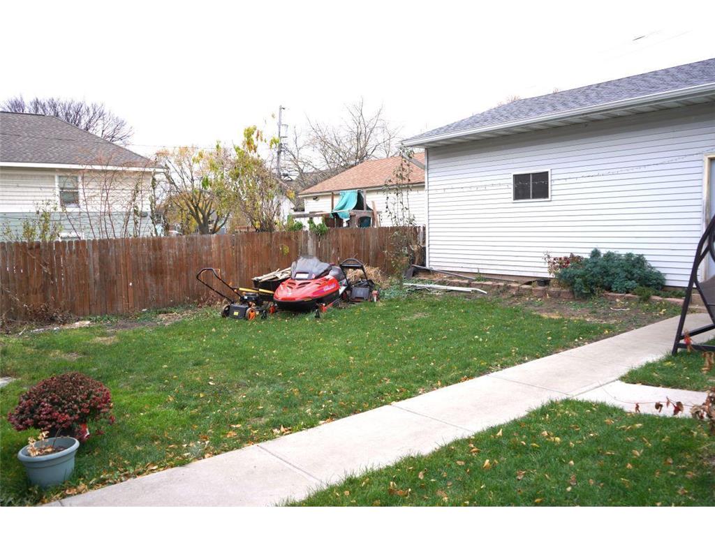 601 Sims Avenue Saint Paul MN 55130 7028589 image28