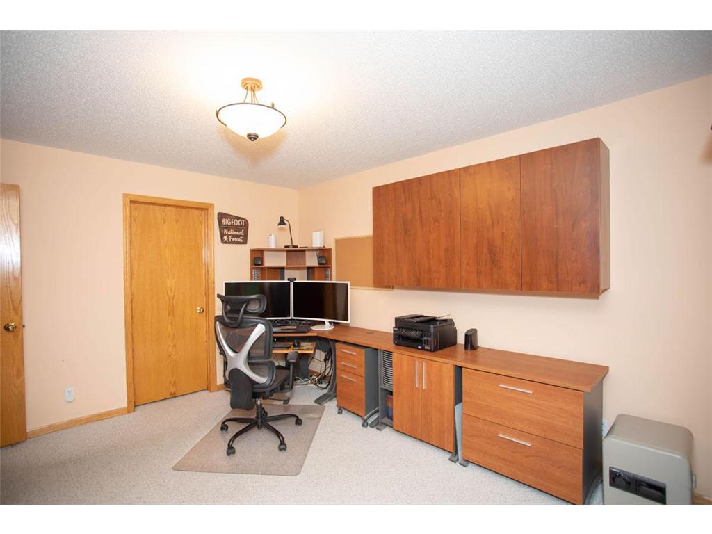 601 Sterling Street S Maplewood MN 55119 7041050 image29