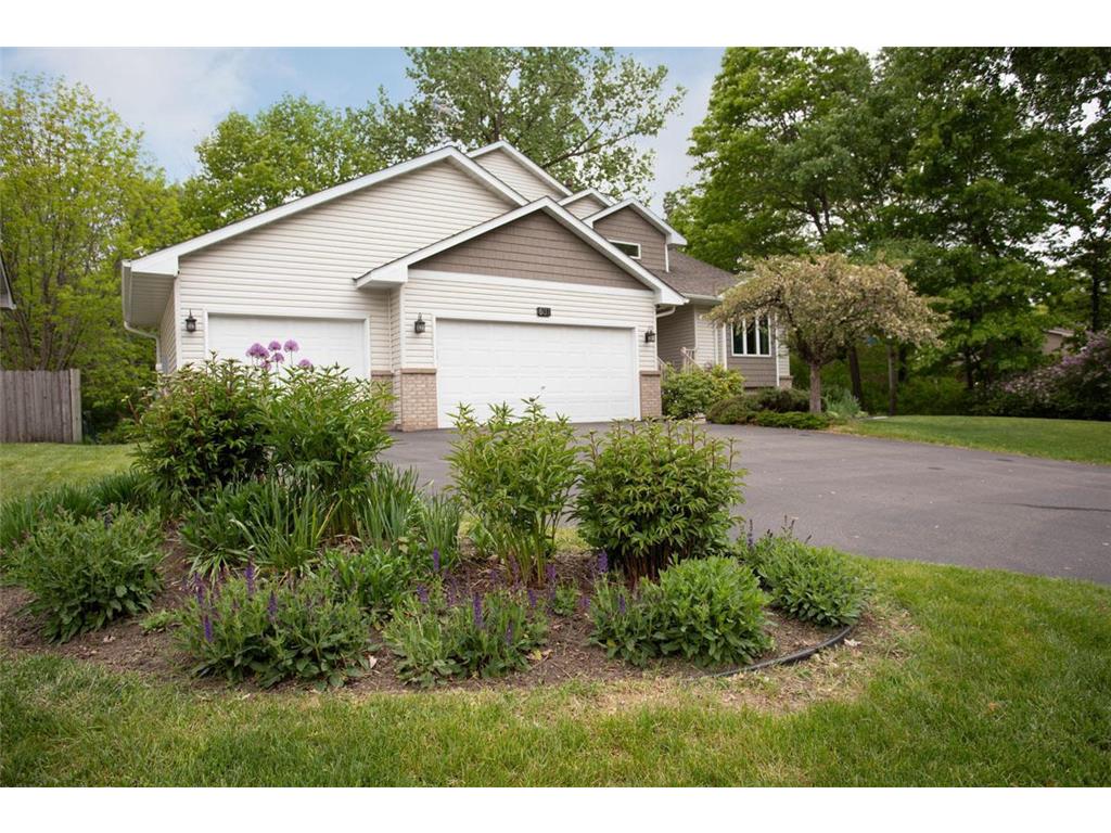 601 Sterling Street S Maplewood MN 55119 7041050 image3