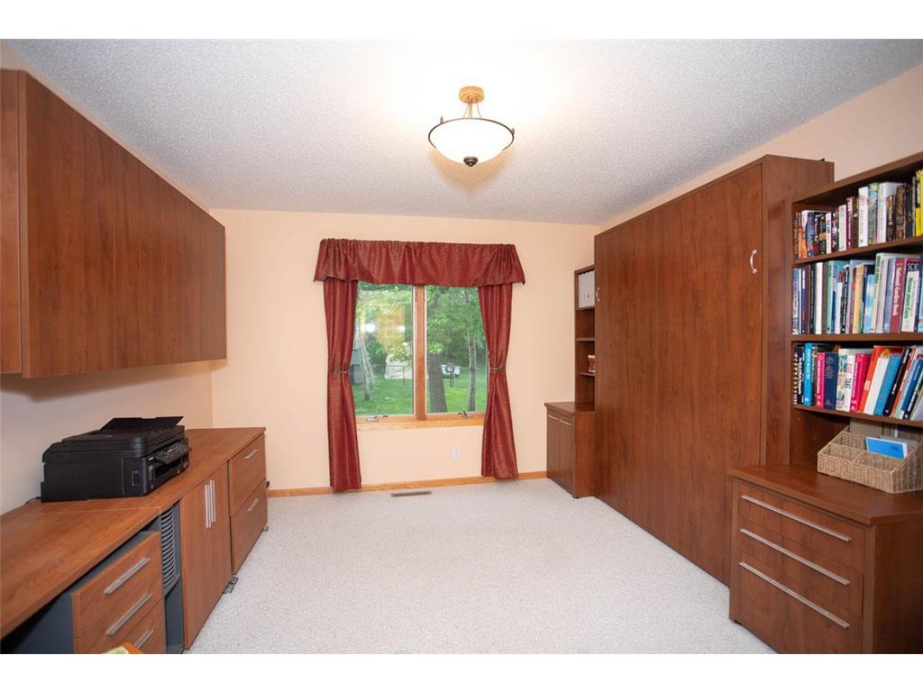 601 Sterling Street S Maplewood MN 55119 7041050 image31