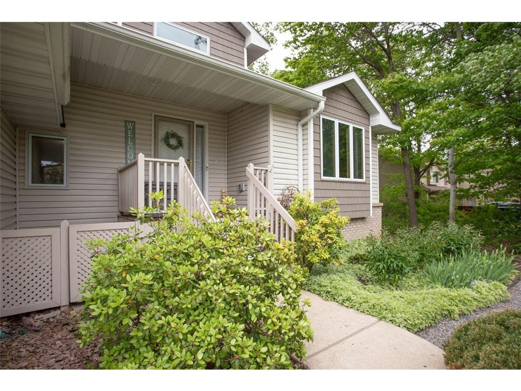 601 Sterling Street S Maplewood MN 55119 7041050 image4